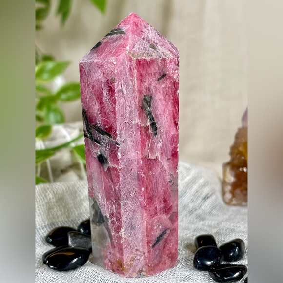 2190 Rhodonite Crystal Mini Tower - Picture 5 of 12